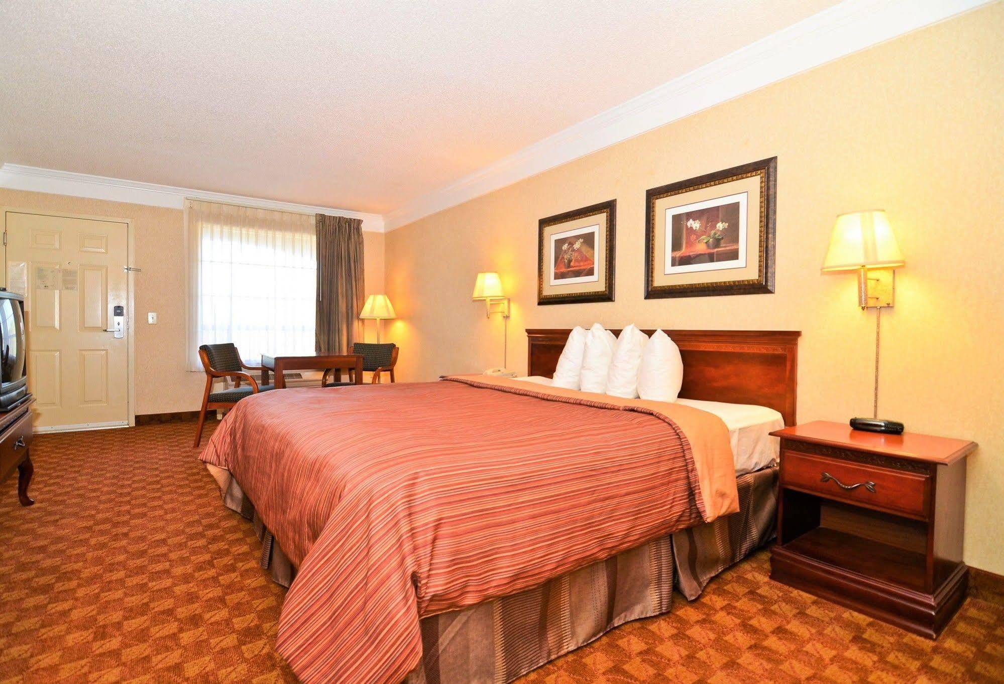Best Western Hawkinsville Inn & Suites Zewnętrze zdjęcie