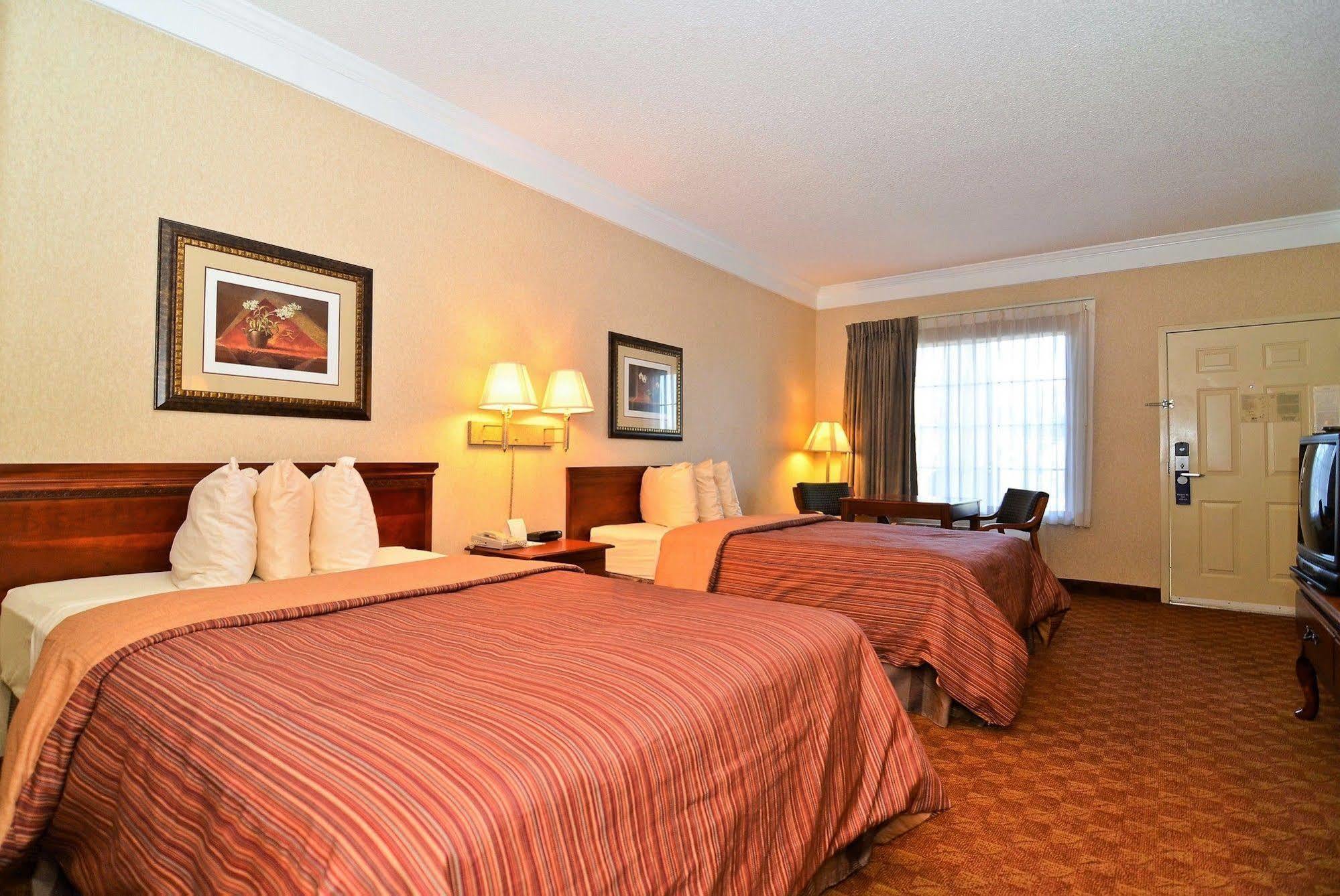 Best Western Hawkinsville Inn & Suites Zewnętrze zdjęcie