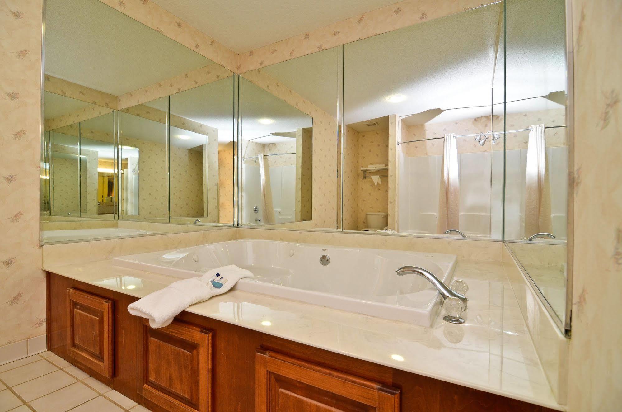 Best Western Hawkinsville Inn & Suites Pokój zdjęcie