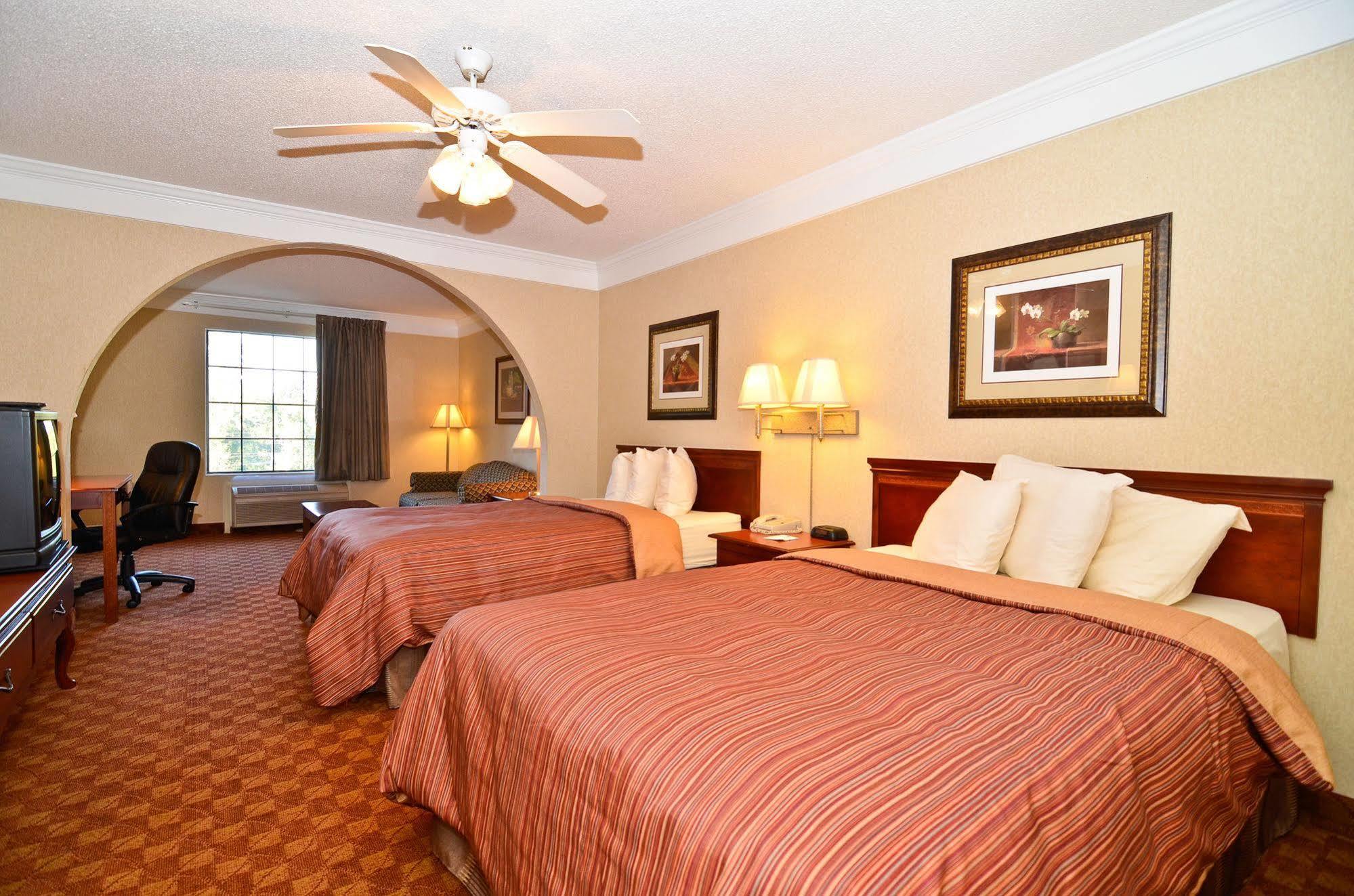 Best Western Hawkinsville Inn & Suites Zewnętrze zdjęcie