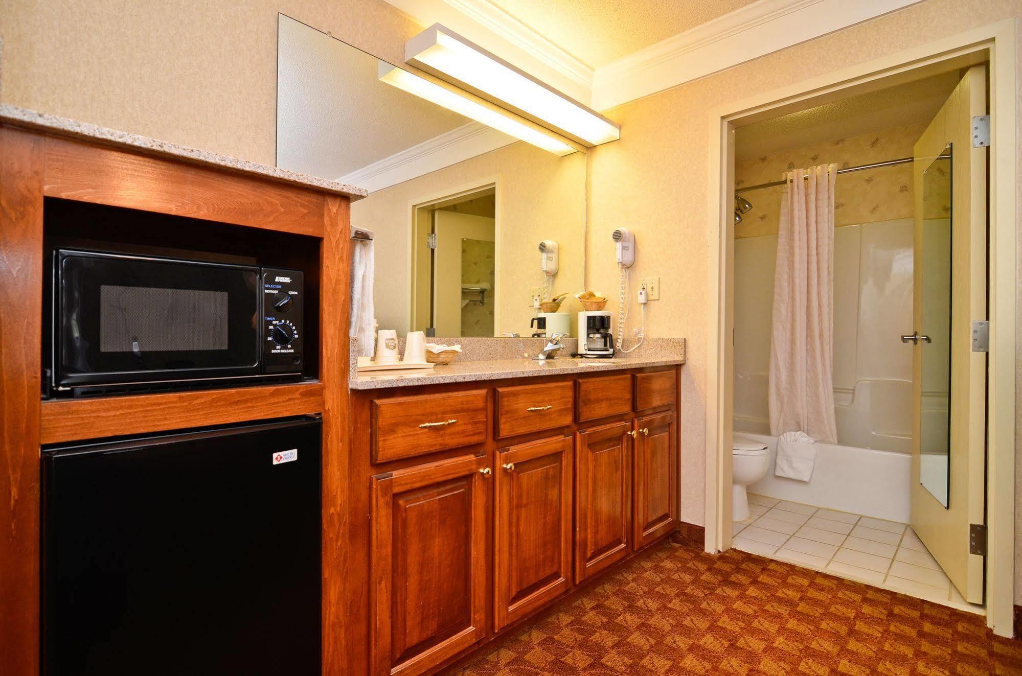 Best Western Hawkinsville Inn & Suites Pokój zdjęcie